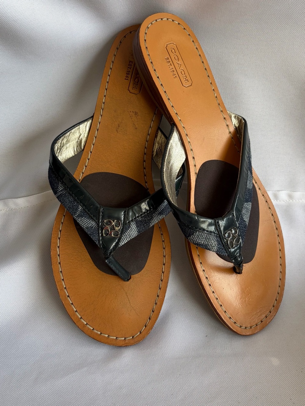 Coach Sydney Thong Sandals Womens 10 Blue Tan Logo Pattern Leather Flat Sandal